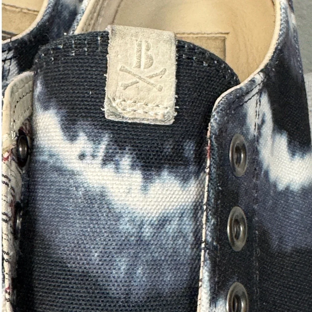 JOHN VARVATOS Bootleg Tie Dye Canvas Sneakers Mens 9M Blue Vulcanized Slip On